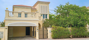 Private Pool Villa in JVC